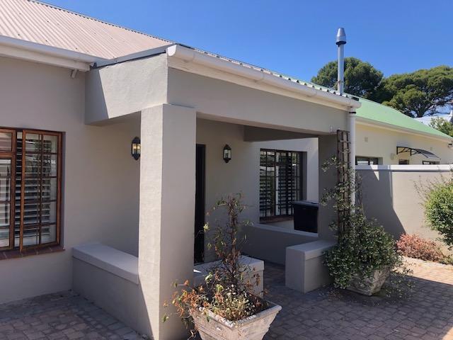 2 Bedroom Property for Sale in Tokai Western Cape